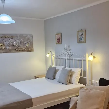 Althea Apartment *